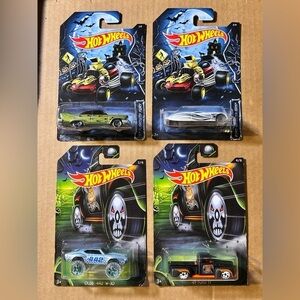 Hot Wheels Halloween 4 Car Collection - Different Sets